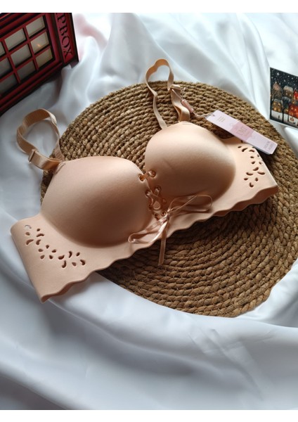 Kadın Lazer Kesim Push Up Bağcık Detaylı Sütyen fiyatları
