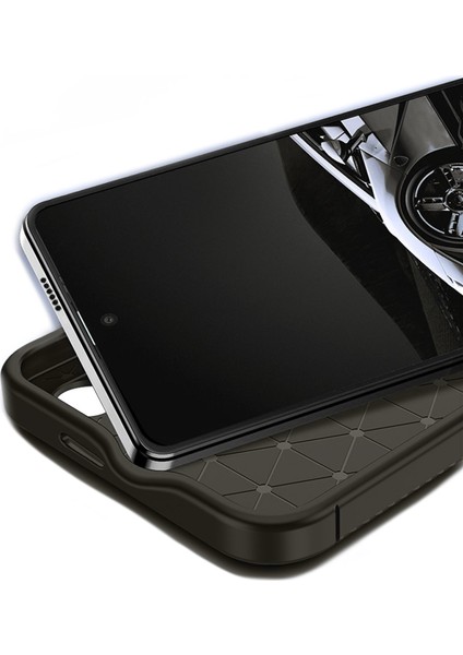 Tecno Spark 30 Kılıf Focus Carbon Silikon Kapak fiyatları