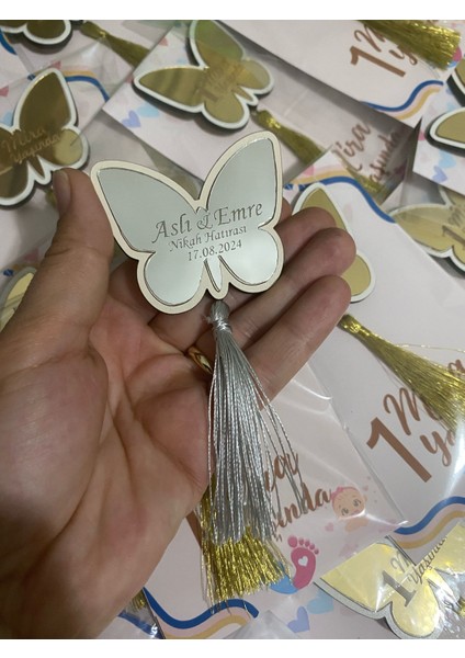 20 Adet Aynalı Pleksi Ahşap Magnet Nişan Nikah, Bebek Doğum Mevlit Sunum Kartı ILE-KELEBEKMAGNET02 modelleri