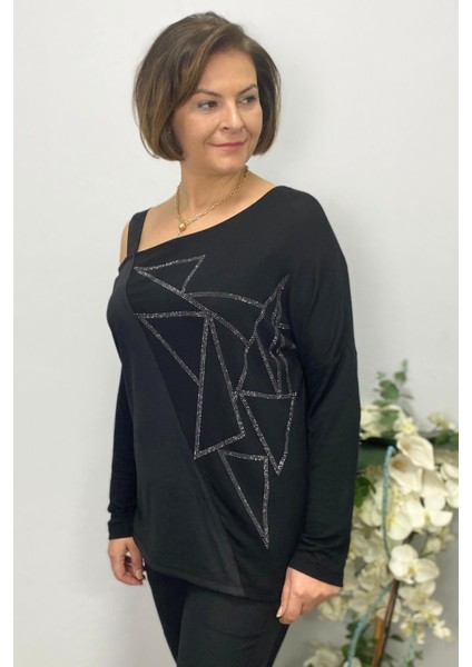 Kadın Siyah Tek Omuz Asimetrik Taş Detaylı Bluz modelleri
