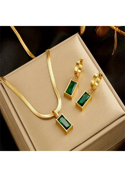 Yeşil Kolye Ucu ve Italyan Zincir Tasarımı ile Gold Renk Huzur ve Umudun Temsilcisi Yeşil Zirkon Taşlı Takı Seti