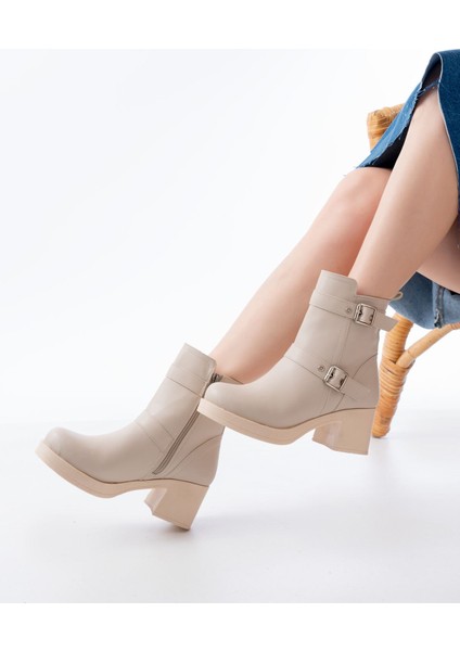 5109-3027 Bej Topuklu Fermuarlı Günlük Kadın Bot fiyatları