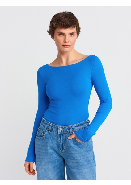31332 Kayık Yaka Uzun Kollu Top-Saks