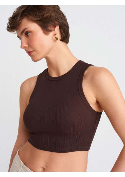 20820 Dikiş Efektli Crop Top-Siyah fırsatları