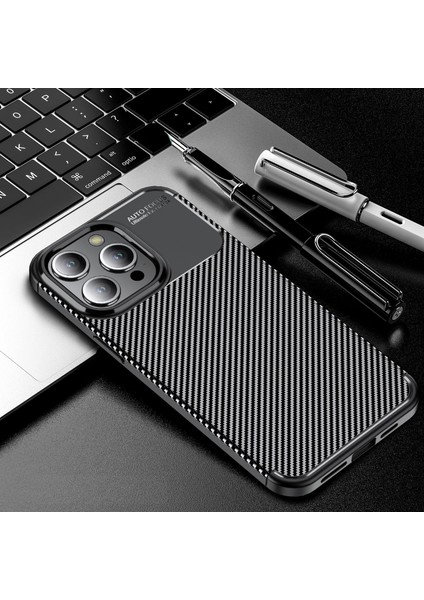 Apple iPhone 16 Pro Max Uyumlu Kılıf Karbon Görünümlü Kamera Koruyculu Mat Kaymaz Slikon Kapak