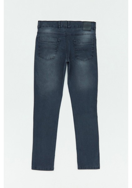 Düğmeli Erkek Çocuk Jean