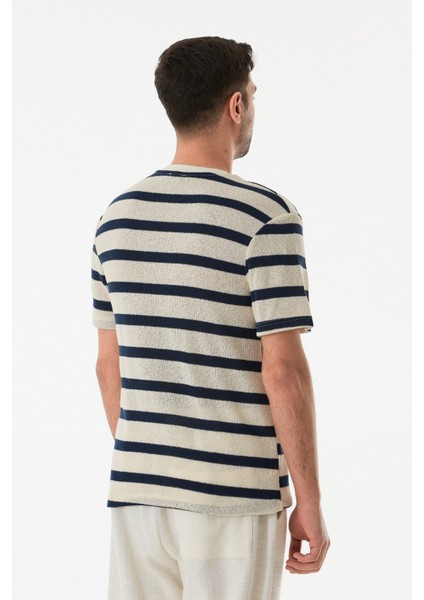 Çizgili Ajurlu Bisiklet Yaka Triko Tişört indirimleri