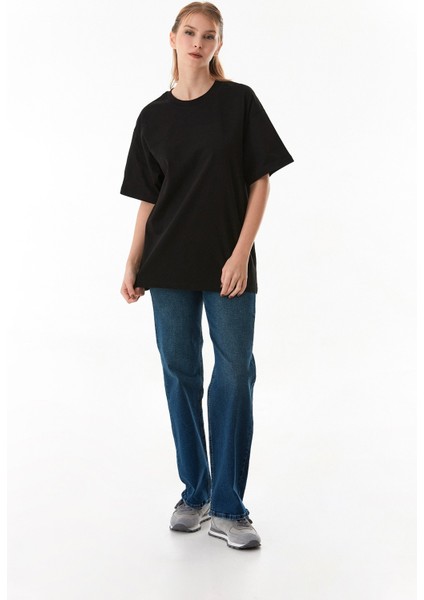 Basic Oversize Bisiklet Yaka Tişört fiyatları