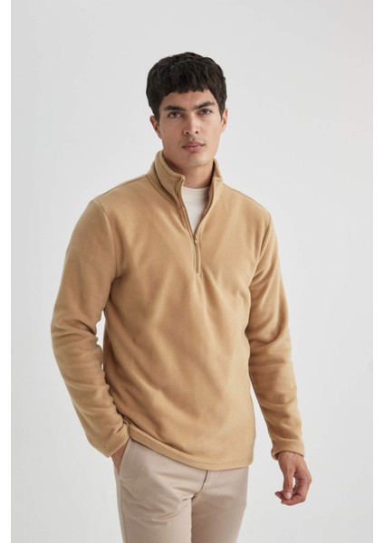 Regular Fit Yarım Fermuarlı Sweatshirt