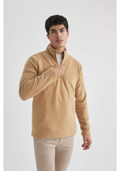 Regular Fit Yarım Fermuarlı Sweatshirt