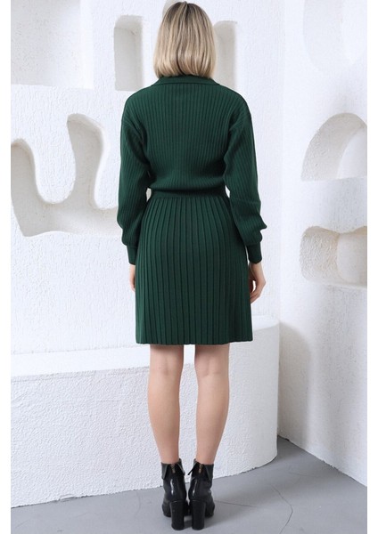 Kadın Zümrüt Yeşil Polo Yaka Pileli Triko Elbise fırsatları