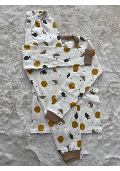 Insan Surat Desenli Pijama Takımı