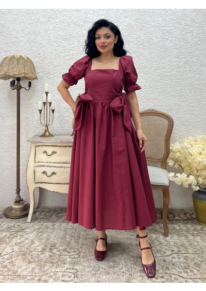 Bordo Fiyonklu Kare Yaka Kloş Poplin Elbise