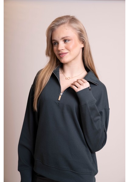 Muse Kadın Yeşil Yarım Fermuarlı Sweatshirt - Geri Dönüştürülmüş Kumaş, Rahat ve Şık Tasarım fiyatları