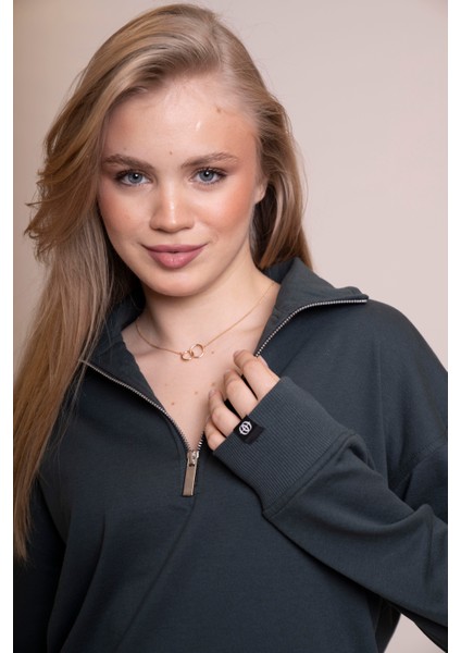 Muse Kadın Yeşil Yarım Fermuarlı Sweatshirt - Geri Dönüştürülmüş Kumaş, Rahat ve Şık Tasarım modelleri