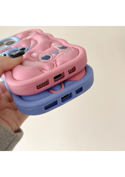 Apple iPhone 15 Pro Pembe Stich Telefon Kılıfı