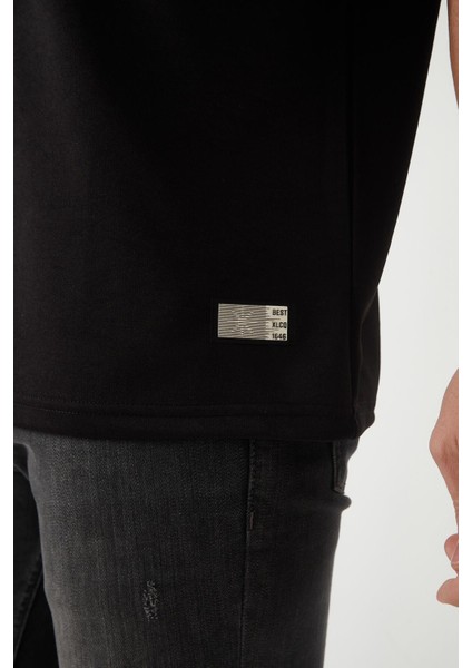 Panel Detaylı Basic Oversize Erkek T-Shirt - Siyah