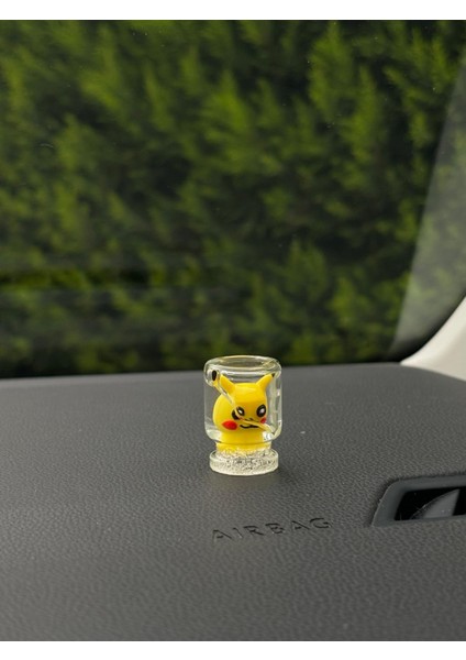 Pikachu Fanus Torpido Üstü Oto Araba Aksesuar Süs
