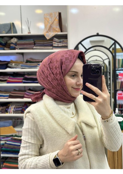 993 Cacharel Logolu Ipek Koton Jakar Eşarp 8932982