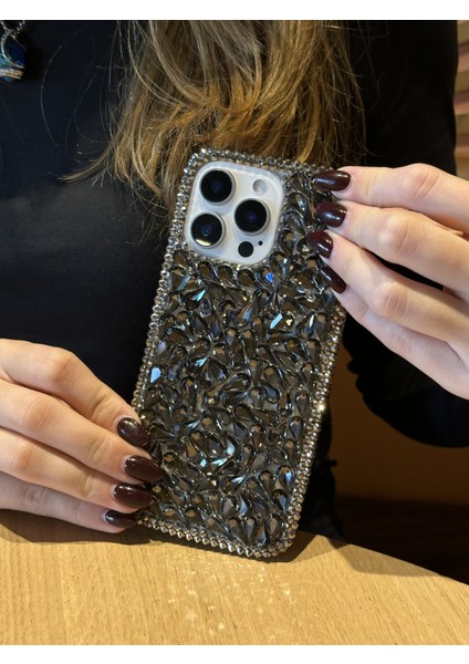Apple iPhone 15 Pro Max Uyumlu Lüks Siyah Kristal Taşlı Kılıf