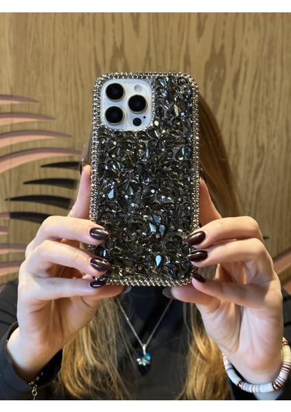 Apple iPhone 15 Pro Max Uyumlu Lüks Siyah Kristal Taşlı Kılıf