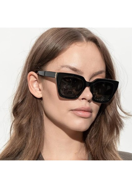 Saint Laurent Paris SL M143 001 51-23 Kadın Güneş Gözlüğü – Siyah Asetat Çerçeve, Füme Mat Cam, UV400