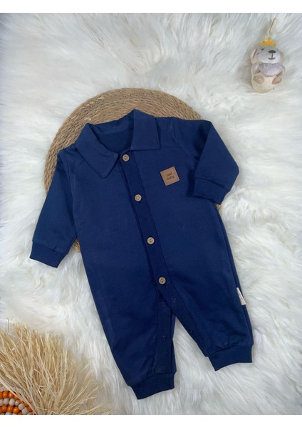 Gömlek Yaka Önden Düğmeli Arma Detaylı Erkek Çocuk Tulum