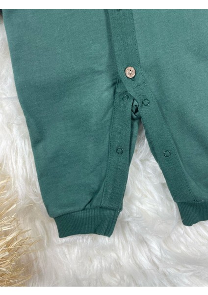 Gömlek Yaka Önden Düğmeli Arma Detaylı Erkek Bebek Tulum fırsatları