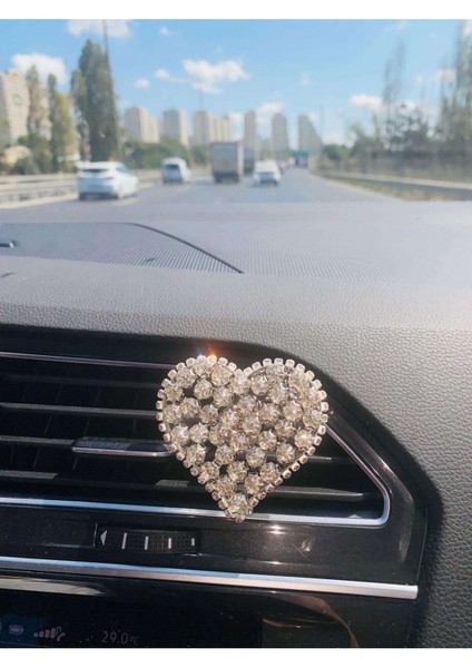 Kalp Şeklinde Araç Içi Fan Süsü