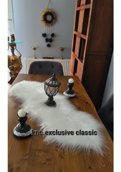Beyaz Kürklü Peluş Masa Örtüsü Şık Dekoratif Lüks Elegant Modern Dekoratif Runner
