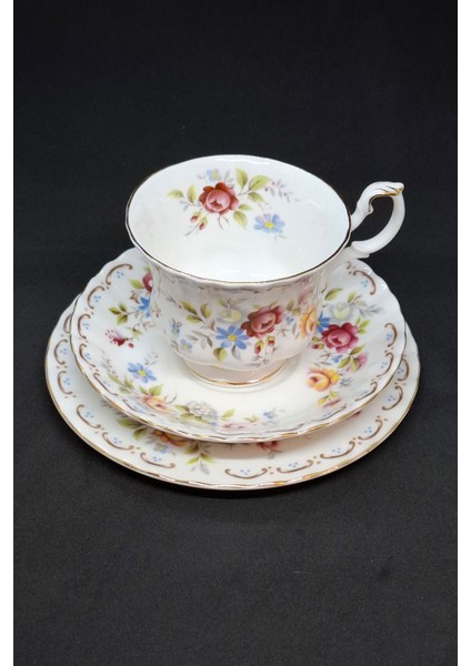 Jubilee Rose Vintage Çay Fincanı 3 Parça 210 ml