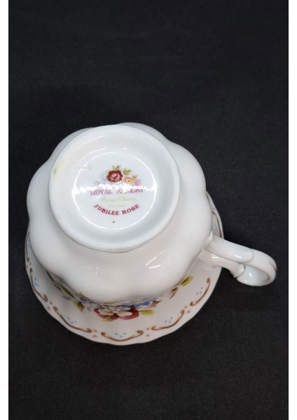 Jubilee Rose Vintage Çay Fincanı 3 Parça 210 ml