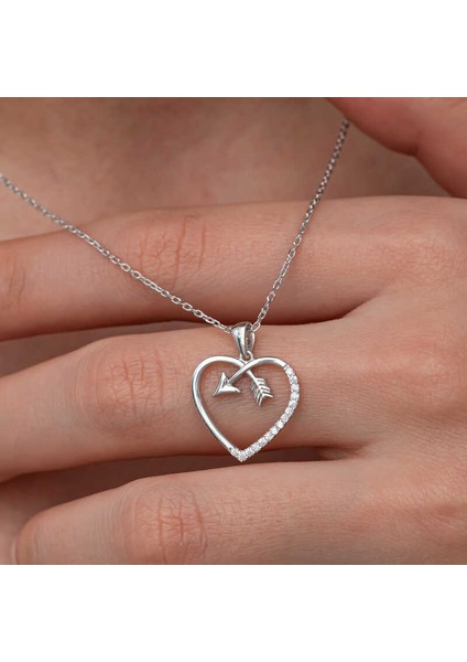 Gümüş Kalpli Ok Kadın Kolye fiyatları