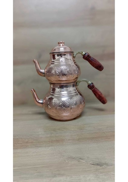 Bakır Orta Boy Tuğra Desenli Çaydanlık Seti