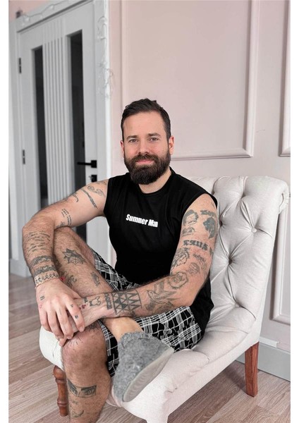 Siyah Superman Baskılı Sıfır Kol Şortlu Erkek Pijama Takımı fırsatları