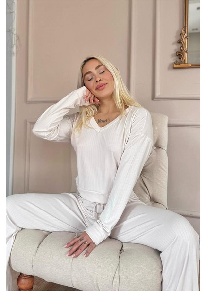 Açık Pudra Dublin Uzun Kollu V Yaka Kadın Pijama Takımı fiyatları