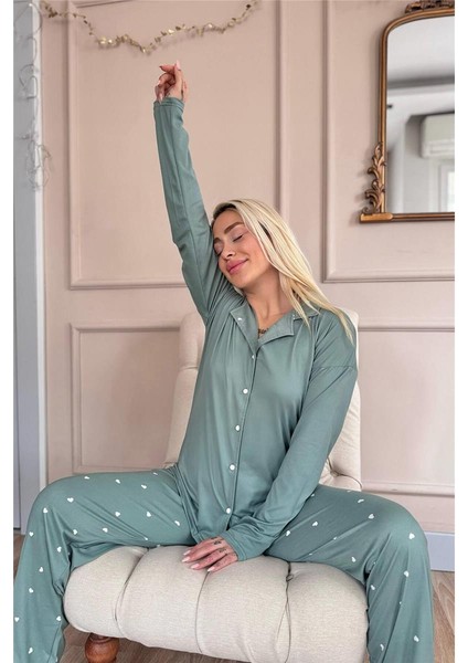 Yeşil Heart Desenli Bambu Önden Düğmeli Uzun Kol Kadın Pijama Takımı