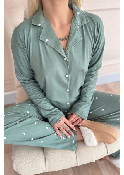 Yeşil Heart Desenli Bambu Önden Düğmeli Uzun Kol Kadın Pijama Takımı