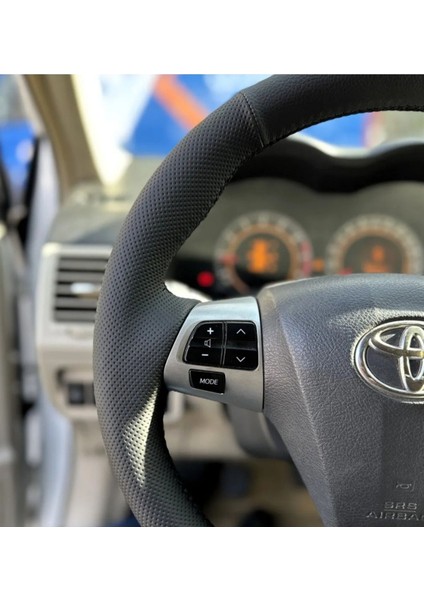Toyota Uyumlu Corolla 2011-2012 Dikmeli Direksiyon Kılıfı (Derisi Sökülmeden Uygulanması Gerekiyor) indirimleri