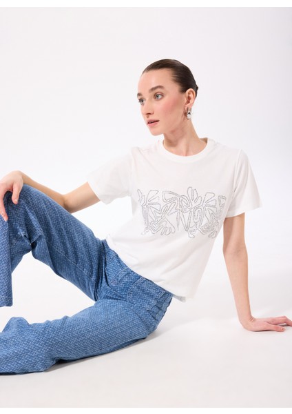 Comfort Kırık Beyaz Kadın Relaxed Taşlı T-Shirt FC5SL-TST0114