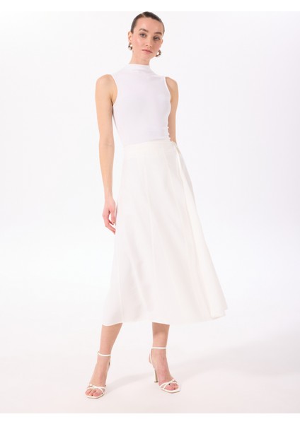 Comfort Beyaz Kadın Rahat Kalıp Etek FC5SL-ETK0066 fiyatları