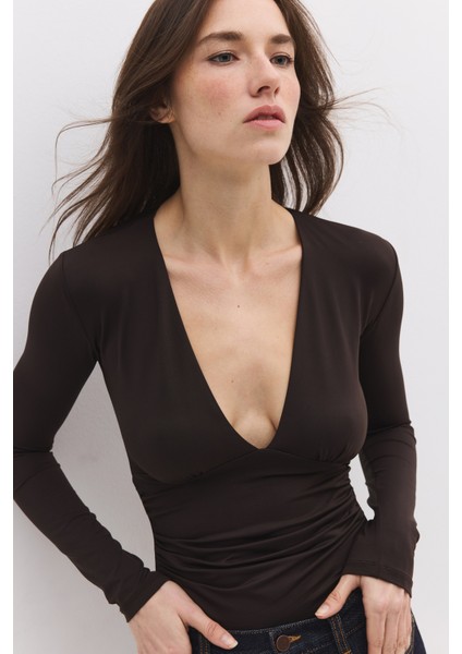 Büzgülü Poliamid Body