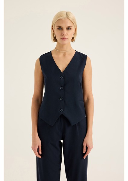 V Yaka Düğmeli Yelek
