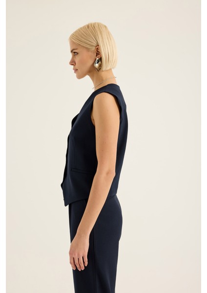 V Yaka Düğmeli Yelek fiyatları