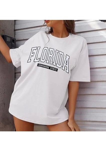 Kadın Bisiklet Yaka Baskılı Beyaz T-Shirt