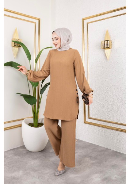 Düğme Detaylı Bürümcük Kumaş Tesettür TAKIM-3153 Latte modelleri