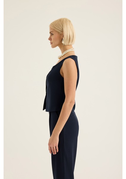 Kare Yaka Düğmeli Yelek fiyatları