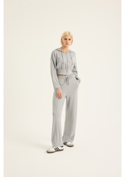 Yumuşak Kumaşlı Crop Sweat Takımı fırsatları