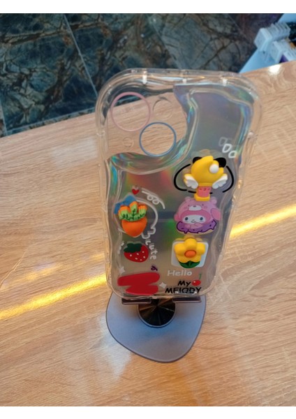 iPhone 15 Uyumlu Havuç Tasarım Kapak Kabartma Figürlü Hologram Kılıf fiyatları