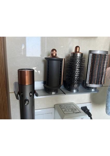Dyson Duvar Standı Tip 3